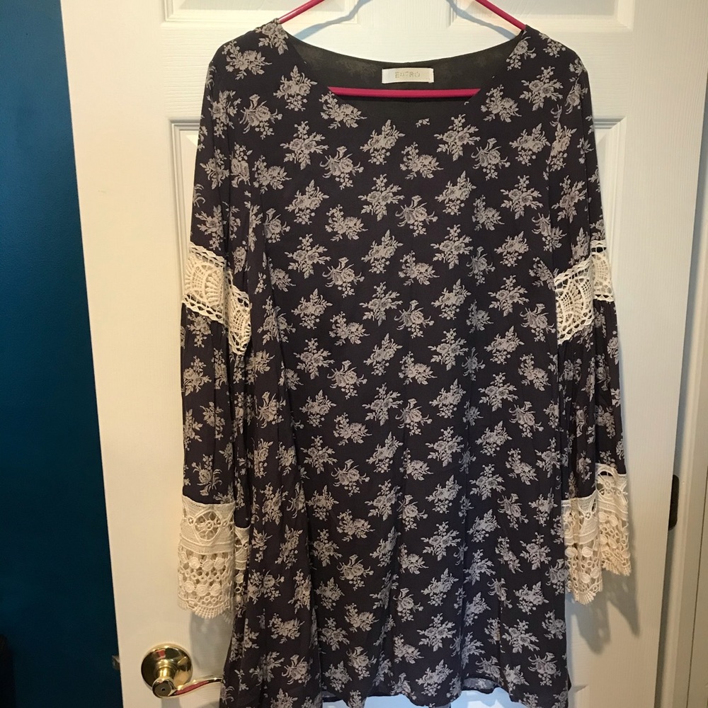 Entro Sz M Dress EEUC